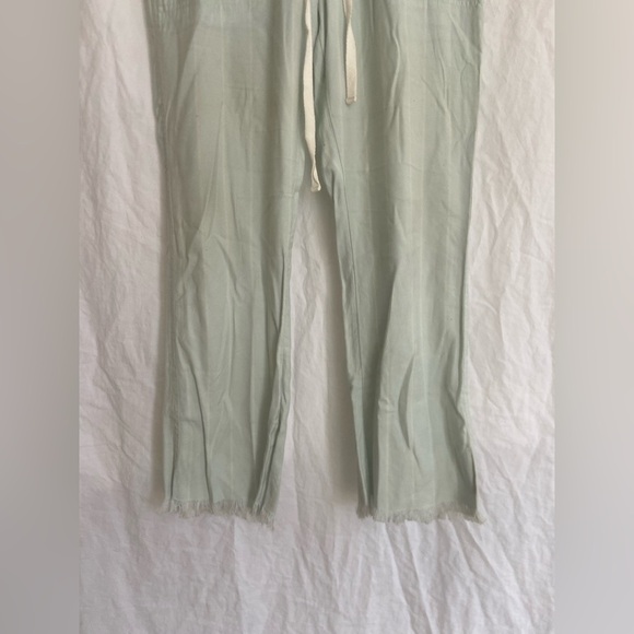 Billabong Light Green Casual beach Pants linen blend Size Medium - Picture 9 of 15